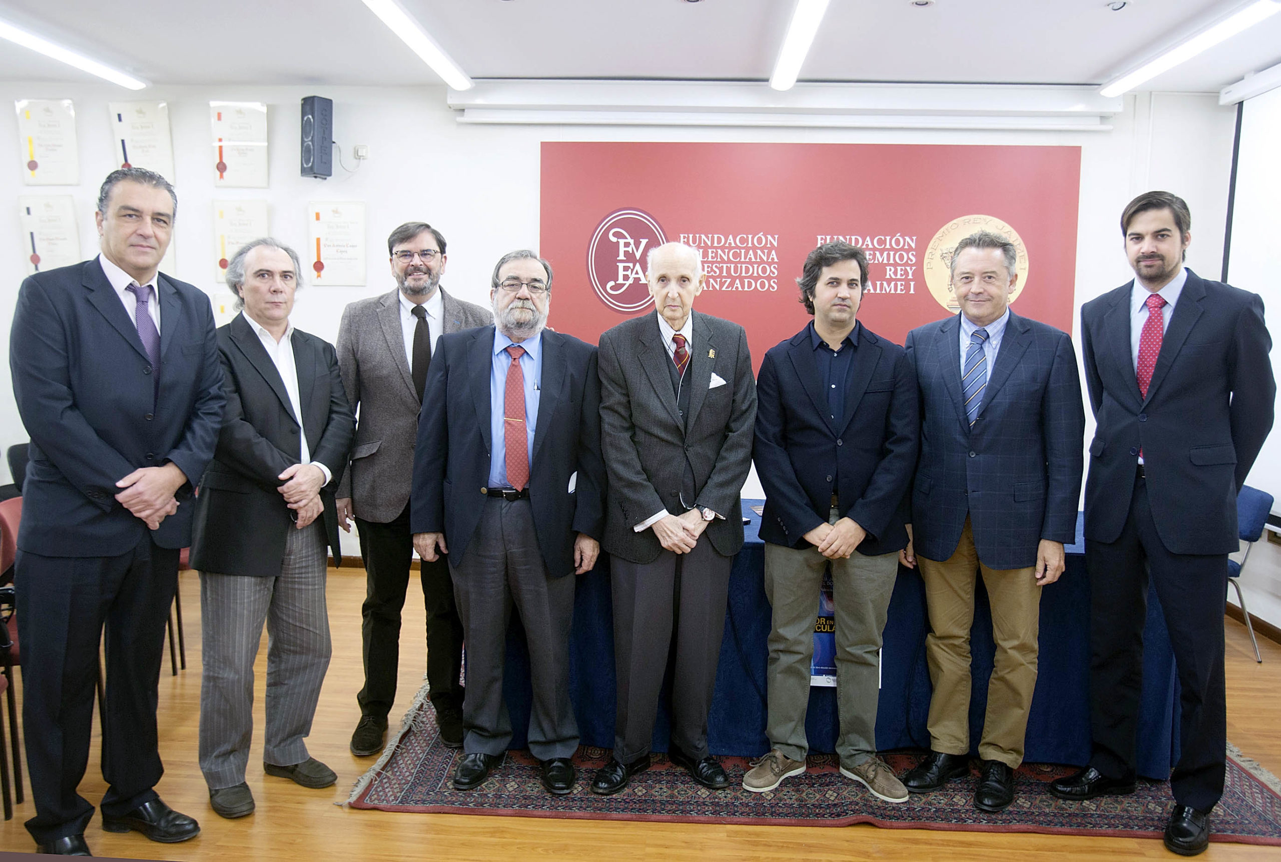 Los expertos defienden que para mitigar el dolor en las articulaciones conviene hacer deporte